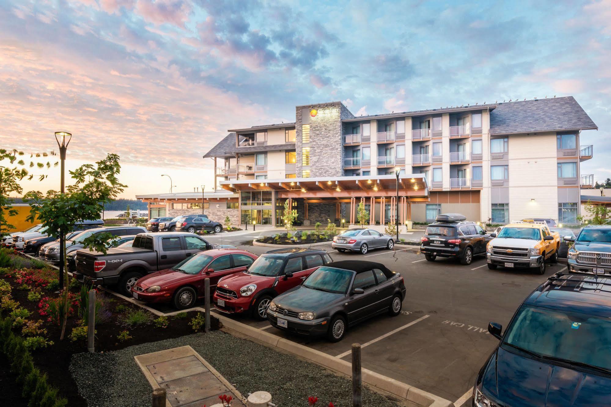 Comfort Inn & Suites Campbell River Esterno foto